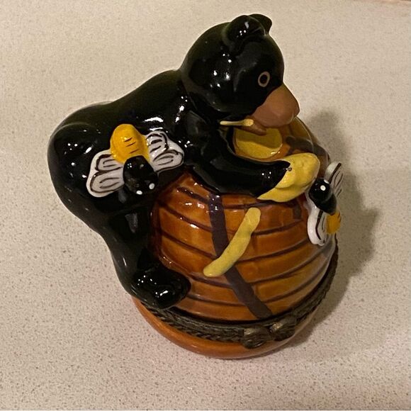 Honey Bear Trinket Box - Picture 3 of 6
